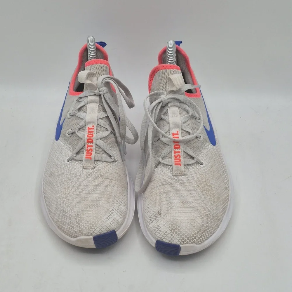 Nike Free TR 8 Shoes Womens Size 7.5 Gray Mesh Training‎ Sneakers 942888-041
